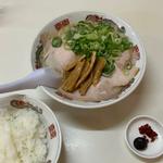 とんこつラーメン(特製ラーメン とん吉)
