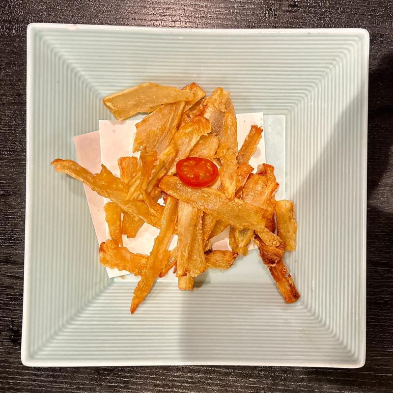 ごぼうスティック揚げ(もつ鍋らく 大岡山本店)