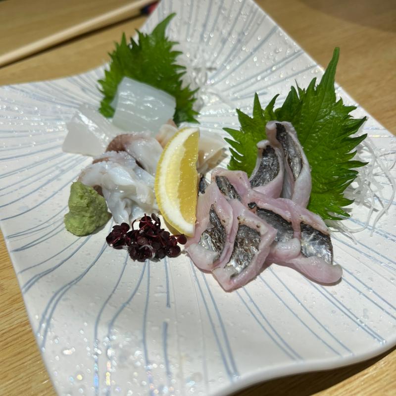 ハリイカの造り 太刀魚の焼き霜造り(鮨かんだ)