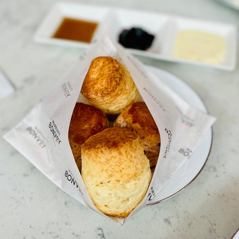 スコーン(ザ・ラウンジ ＆ ザ・バー／ウェスティンホテル東京)