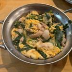 肉ニラ玉子とじ(やきとり酒蔵 庄助本店)