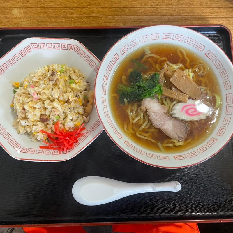 半チャーハン・ラーメン(キューピット )