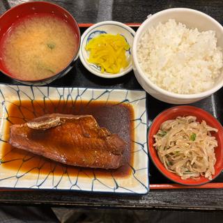 赤魚の煮付け定食(もみじ)