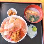 海鮮丼