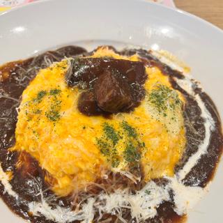 とろ〜りチーズと濃厚ビーフシチューのふわとろオムライス(ココス テクノパーク桜店 )