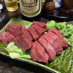 馬刺し