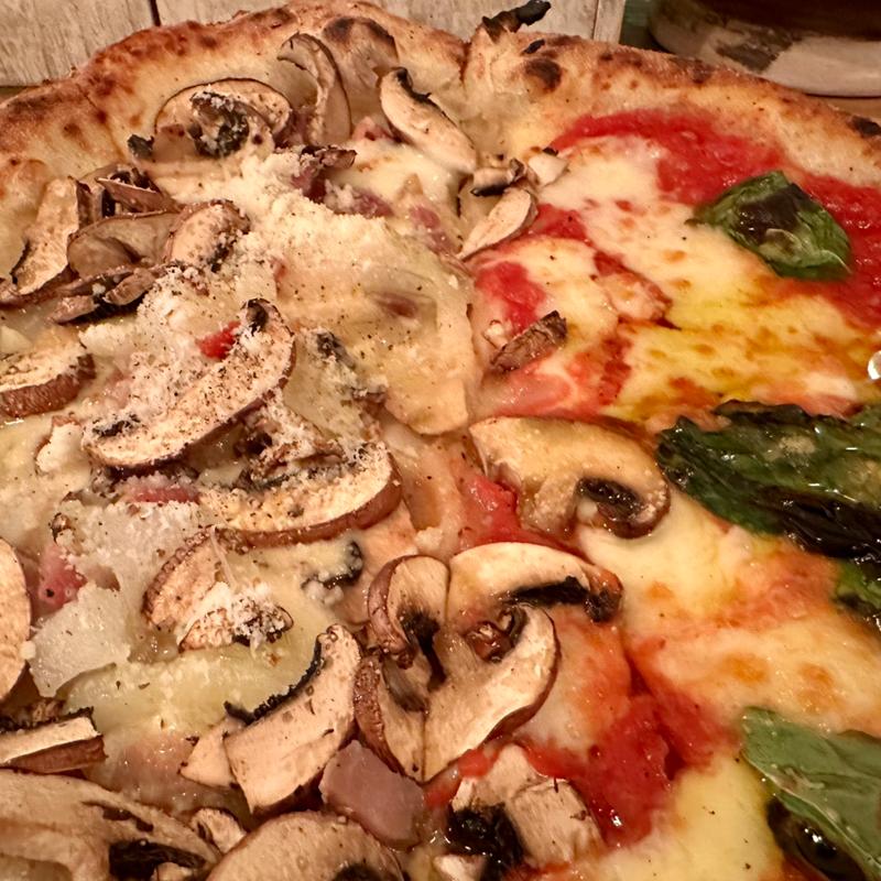 茨城県産ブラウンマッシュルームと新玉ねぎ(トゥットベーネ)