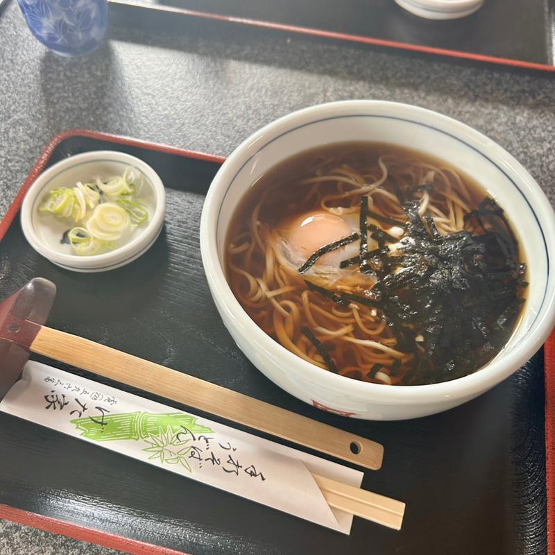 月見そば(手打ちそばうどん げた家)