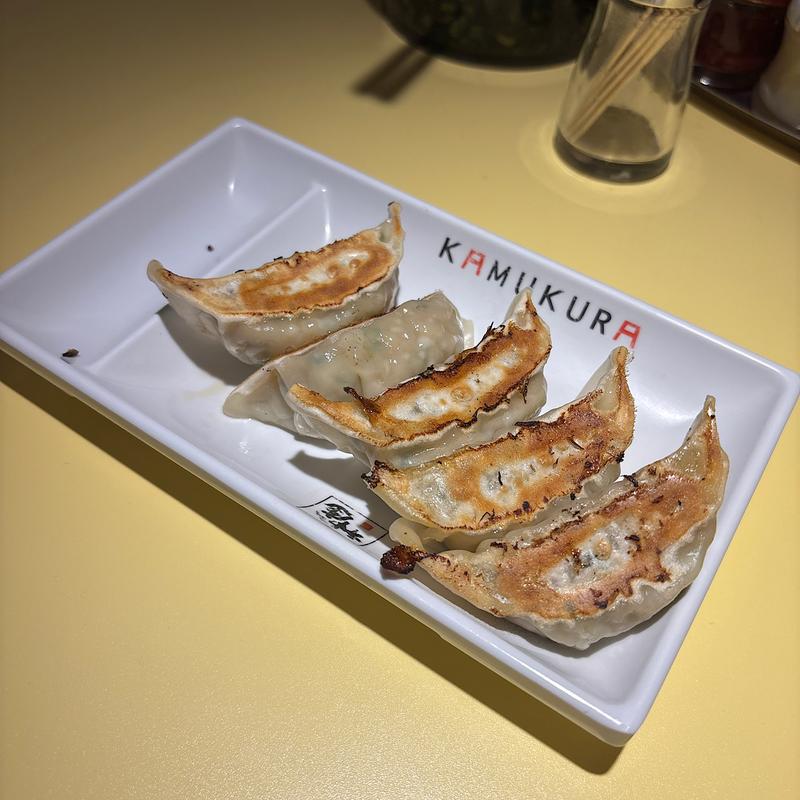 餃子(どうとんぼり神座 京王モール店)