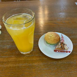 (みるくカフェ )