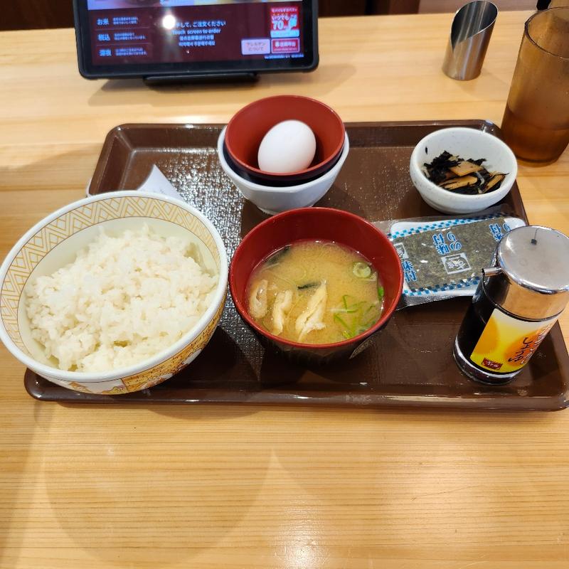 たまかけ定食(すき家 那覇久米店)
