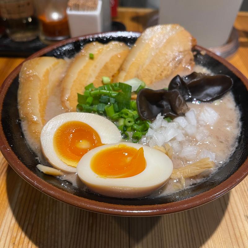 超ド級濃厚トンコツラーメン(麺匠 克味)