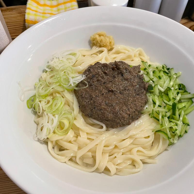じゃじゃ麺 特盛り(じゃじゃおいけん)