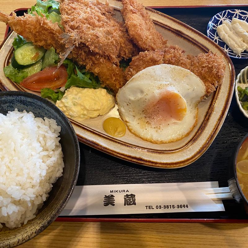 美蔵の特製ミックスフライ定食(美蔵)