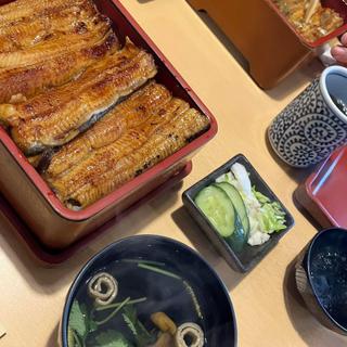 鰻重 竹(うな鐵将)