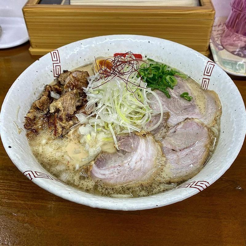 醤油ちゃーしゅー麺 中盛(らーめん 弥七)