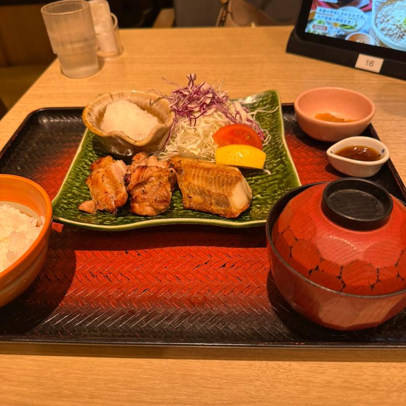 (大戸屋ごはん処 三鷹南口店)