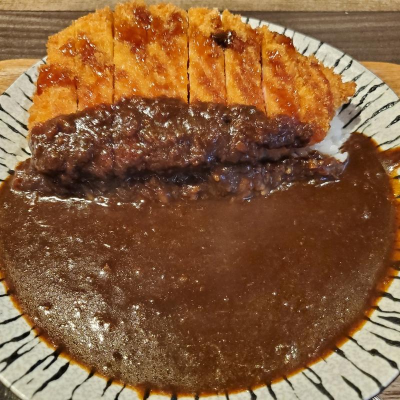 カツカレー(キッチンREST)