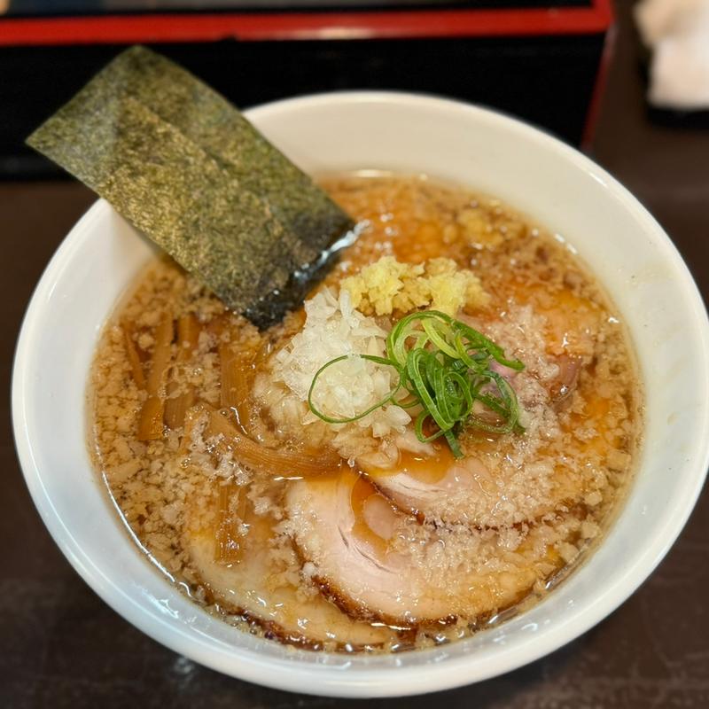 背脂生姜平打ち麺(中華そば 弥栄)