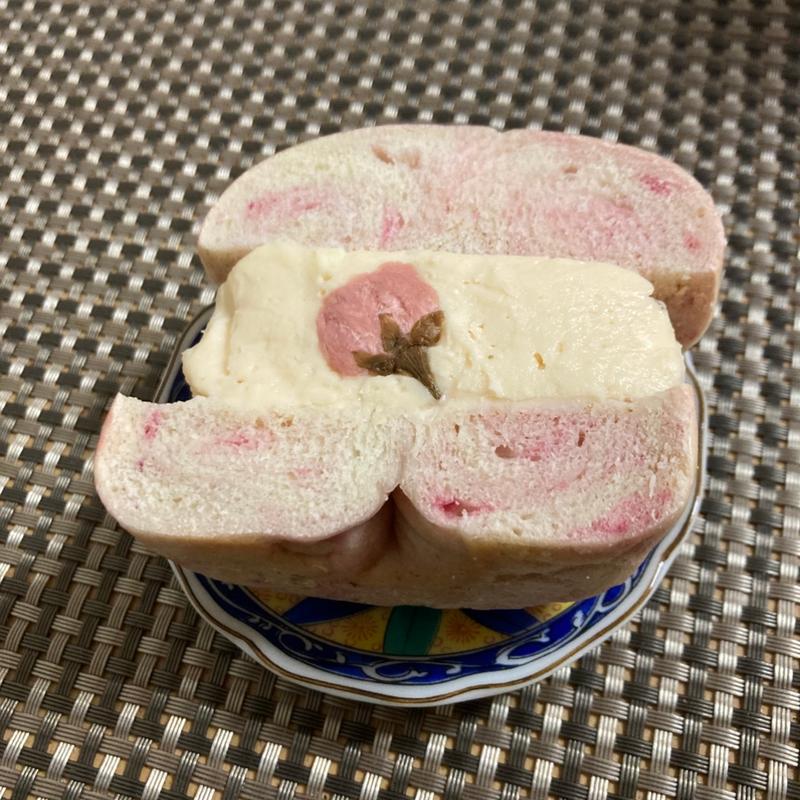 桜あんクリームチーズサンド(Sonohi Bagel 東池袋)