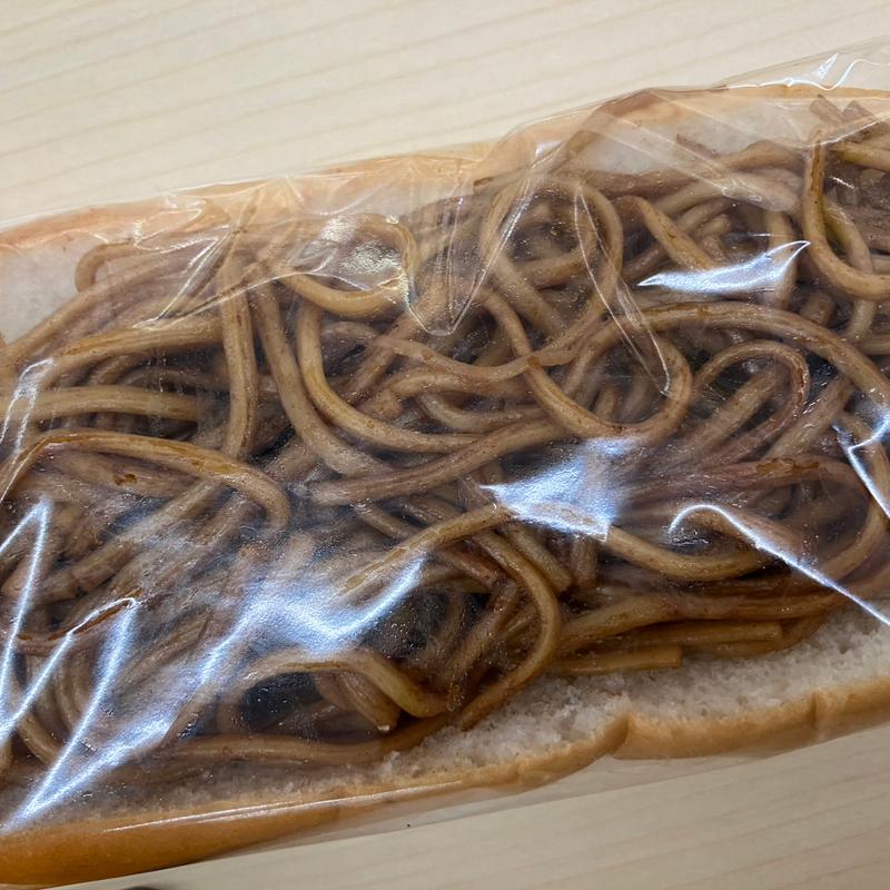 焼そばパン(ラ・ムー 岸和田カンカン店)