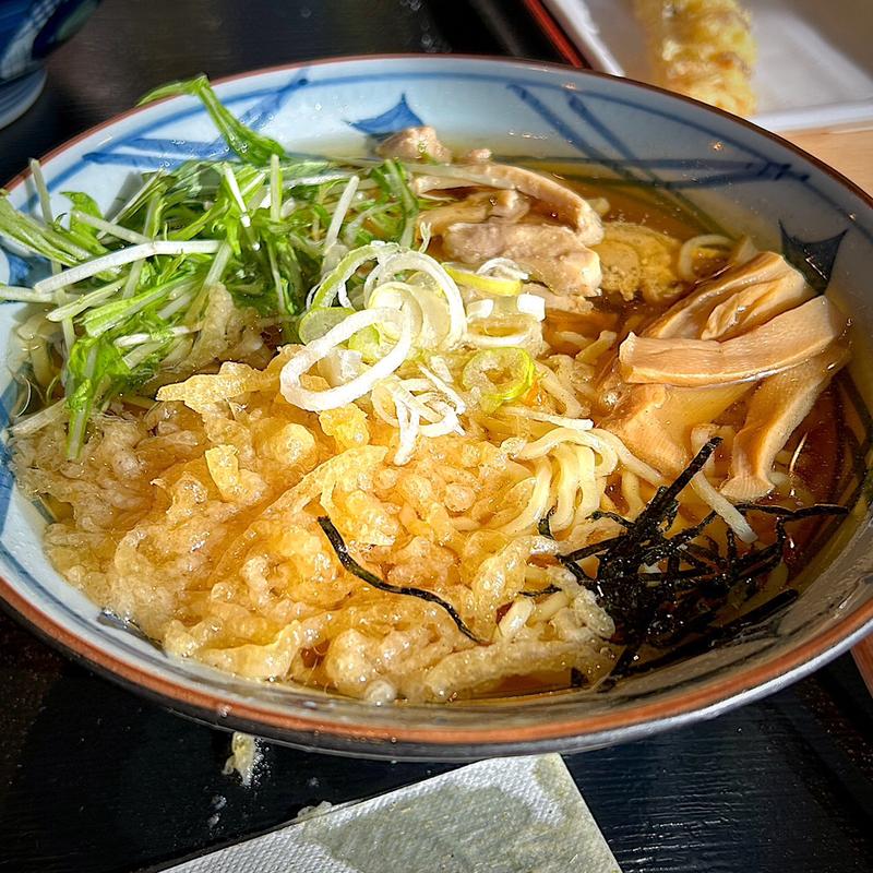 鳥中華(そばの神田 町前屋 名取店)