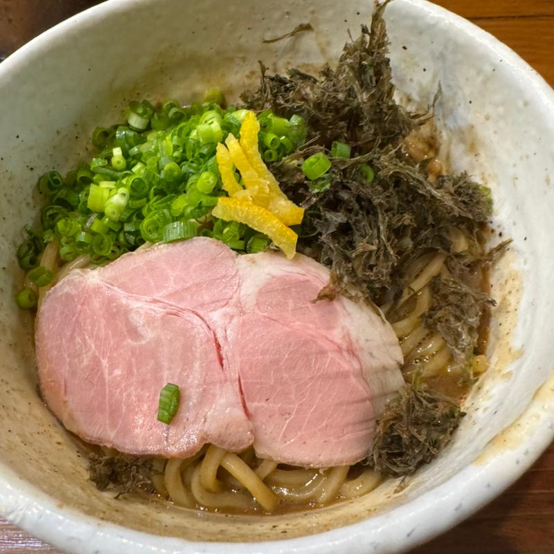 濃厚ホタルイカ煮干しのまぜそば(どろそば屋 ひろし)