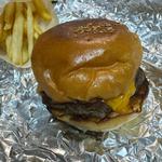 クラシックチーズバーガー