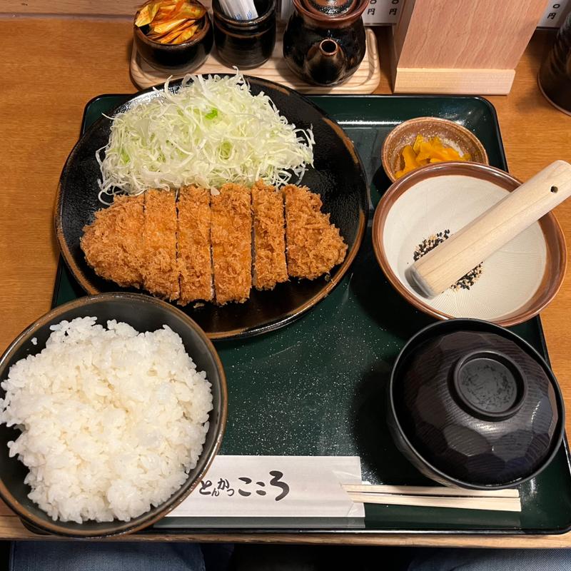 ロースカツ定食(とんかつこころ 雑色店 )