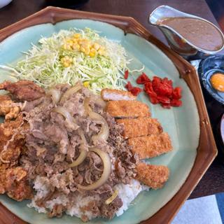 肉三昧DX(どん亭 新城店)