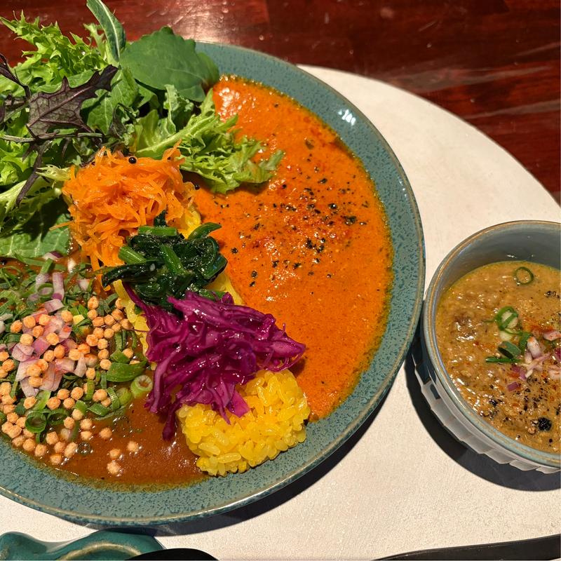 あいがけカレー(シゲキテキ自然派食堂プレイン)