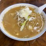 炸醤（ジャージャー）麺