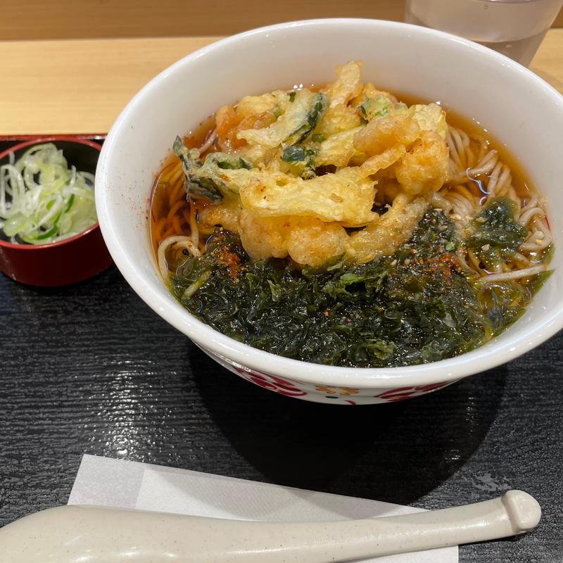 海苔香る小柱のかき揚げそば(いろり庵きらく 藤沢)