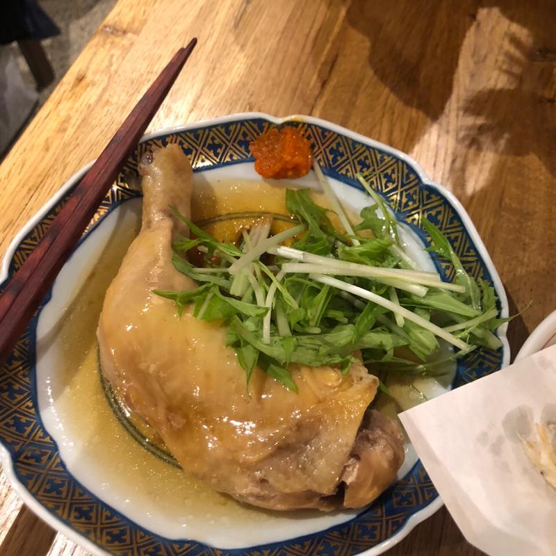 蒸し骨付き鶏(蒸し料理とおばんざい 蒸照（むしてらす）)