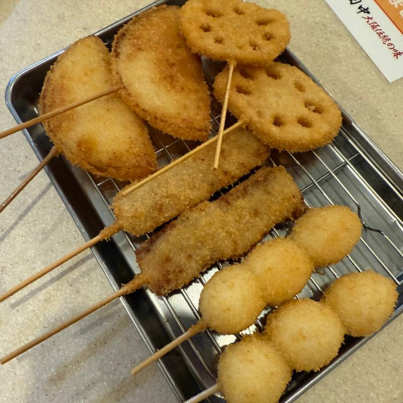 レンコン、玉ネギ、串カツ牛、うずら(串カツ田中 明大前店)