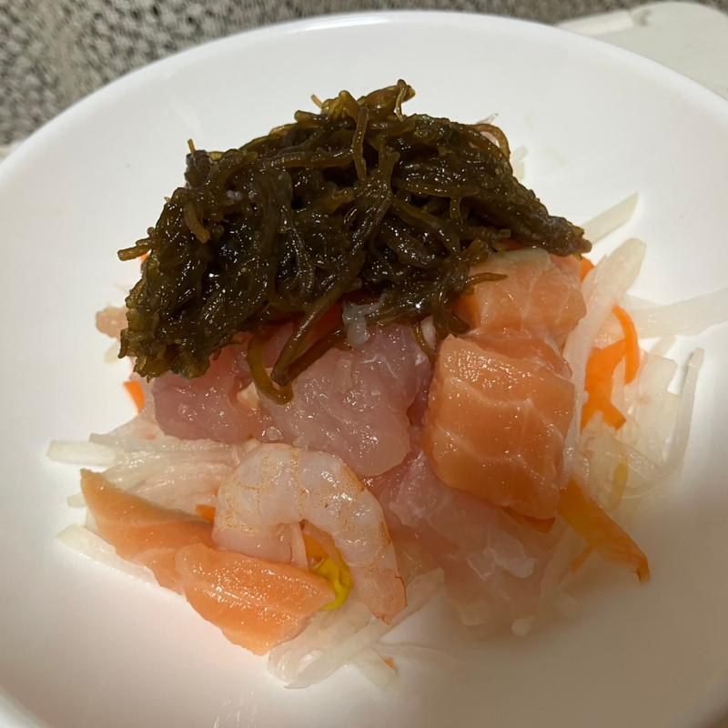 海鮮サラダ(サンゴバル)