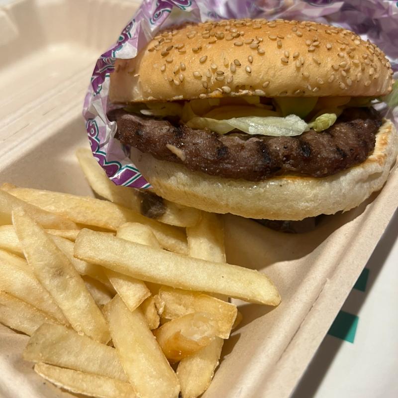 スパイシー・アボカド・チーズバーガー(メルズ・ドライブイン （Mel’s Drive In）)