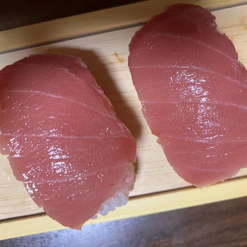 中トロ握り(大起水産 回転寿司 東部店 （だいきすいさん かいてんずし）)
