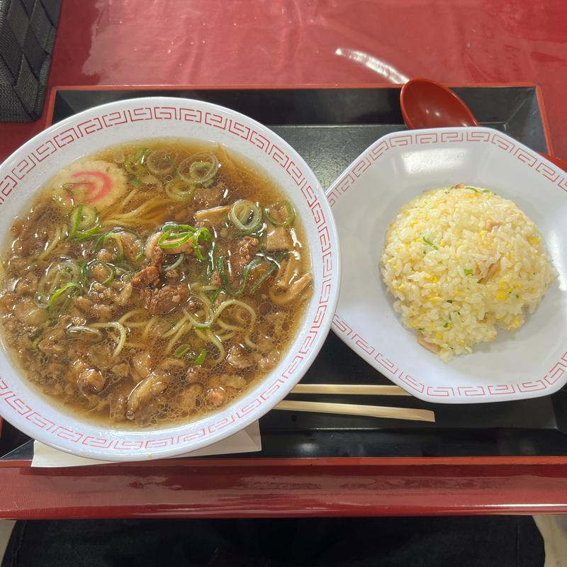 牛スジラーメンセット(コスモス)