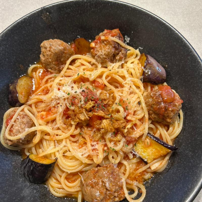 茄子とミートボールのトマトソース(麦のトリコ 元住吉店)