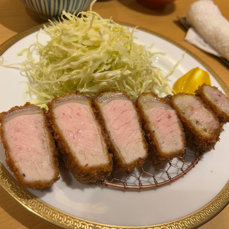 (とんかつジョニー)