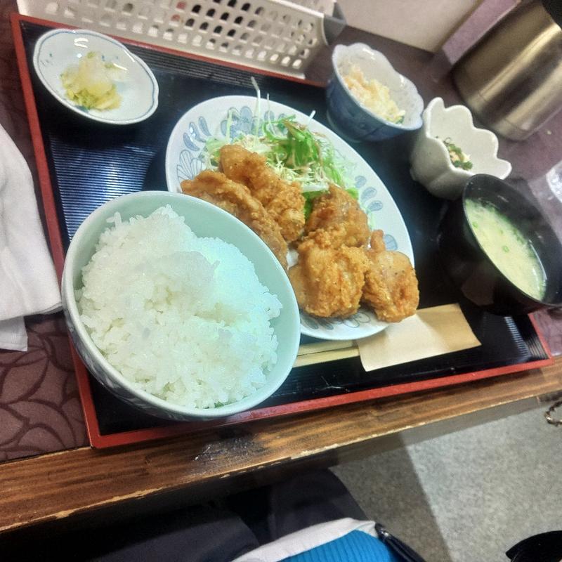 唐揚げ定食(お食事処 なごみ)