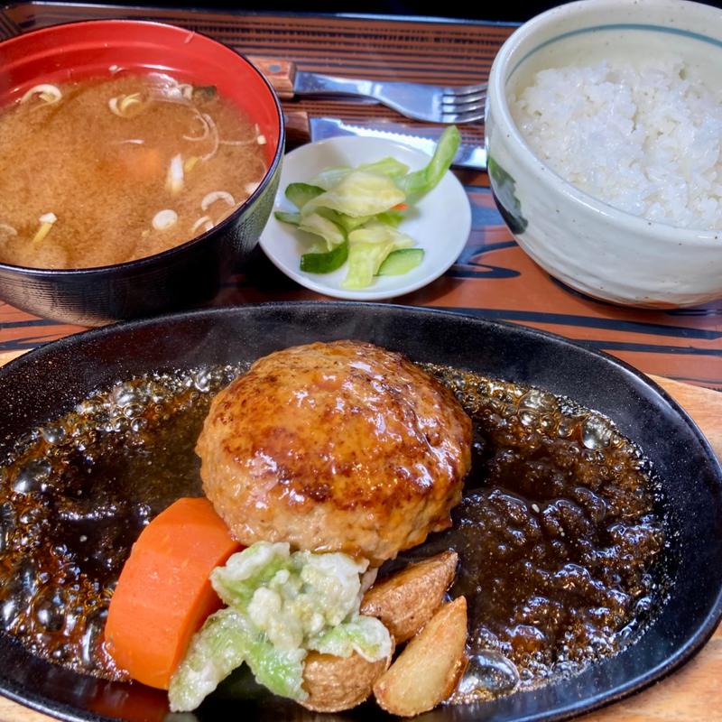 寿楽特製ハンバーグセット(肉酒場寿楽 4号バイパス店 )