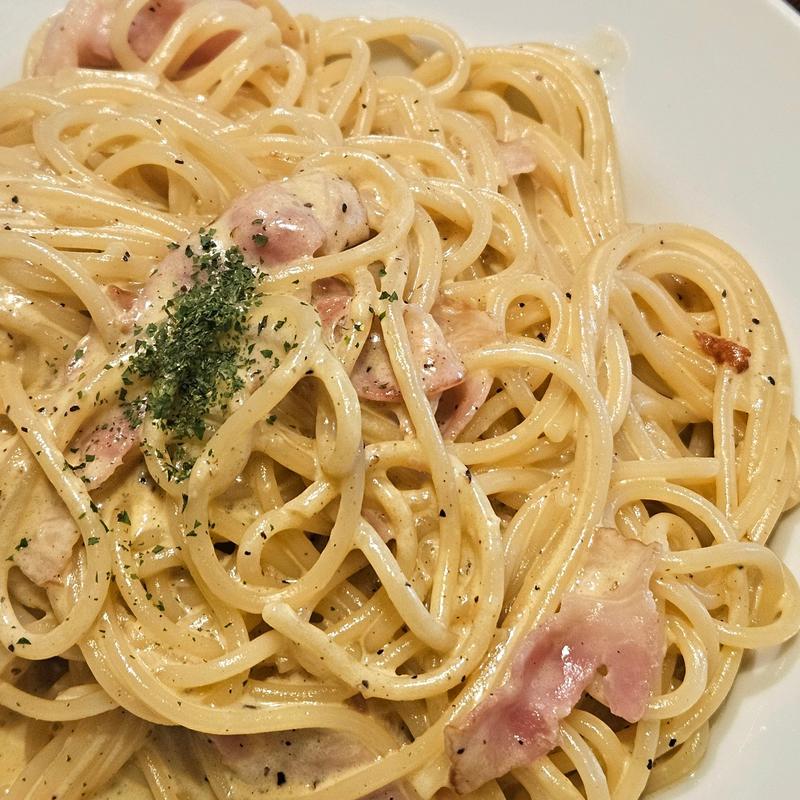 カルボナーラ(ラ・タベルナ )