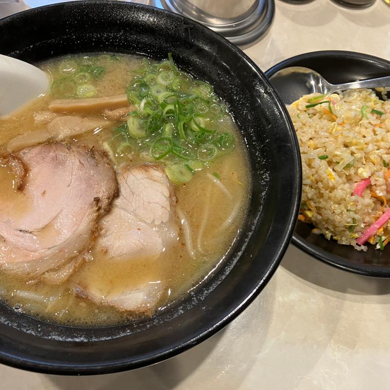 特製ラーメンセット(博多川端 どさんこ 博多デイトス店)