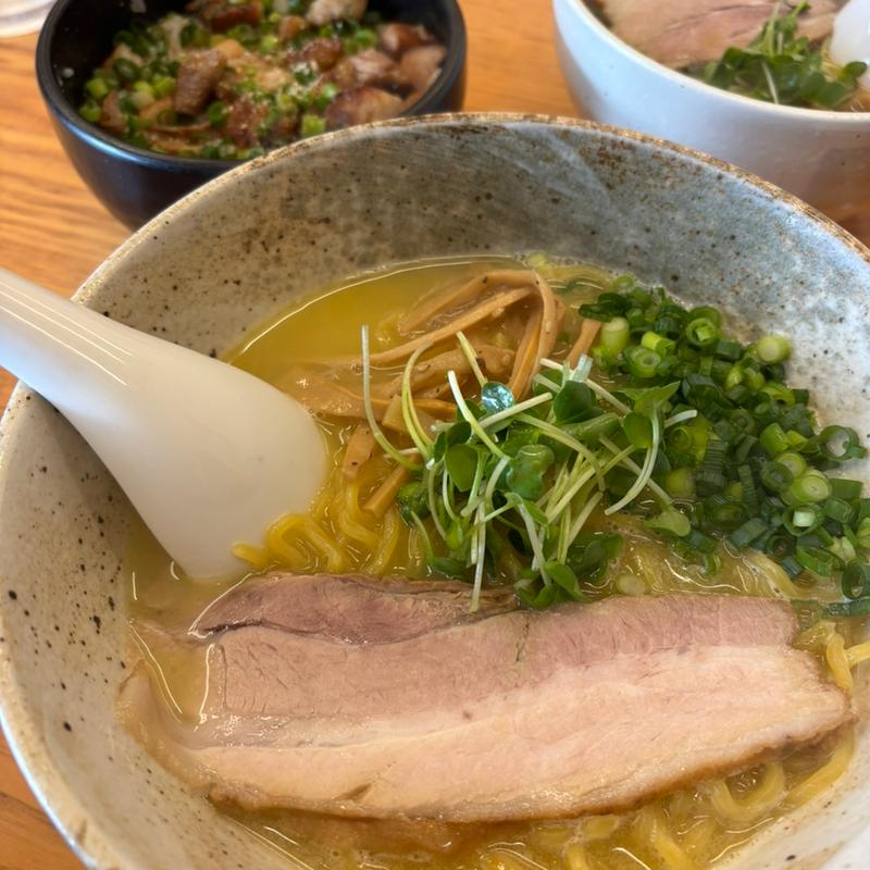 塩らぁめん(麺や けせらせら)