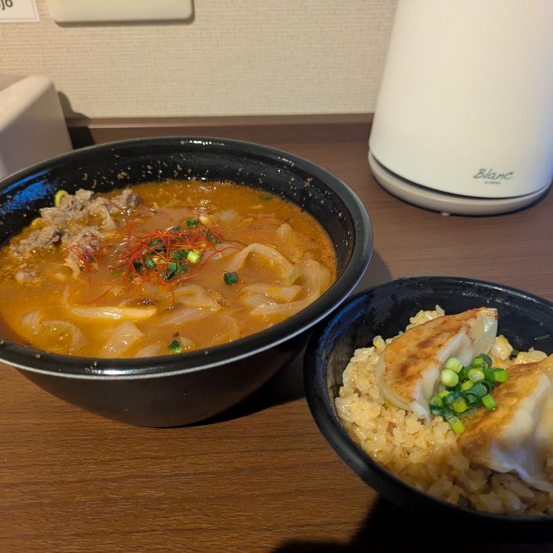 担々麺+餃子チャーハンセット(ピザ・テン・フォー 本荘店 )
