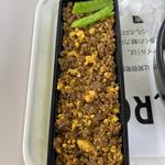 鶏とたまごのそぼろ丼(農家の息子 オーロラタウン店)