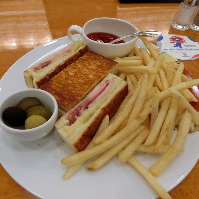 クロックムッシュ(ランデブーラウンジ・バー)