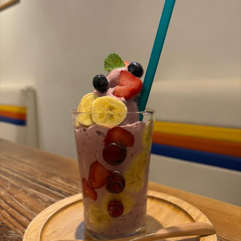 ベリーベリーバナナ(ビタ スムージーズ （Vita Smoothies）)